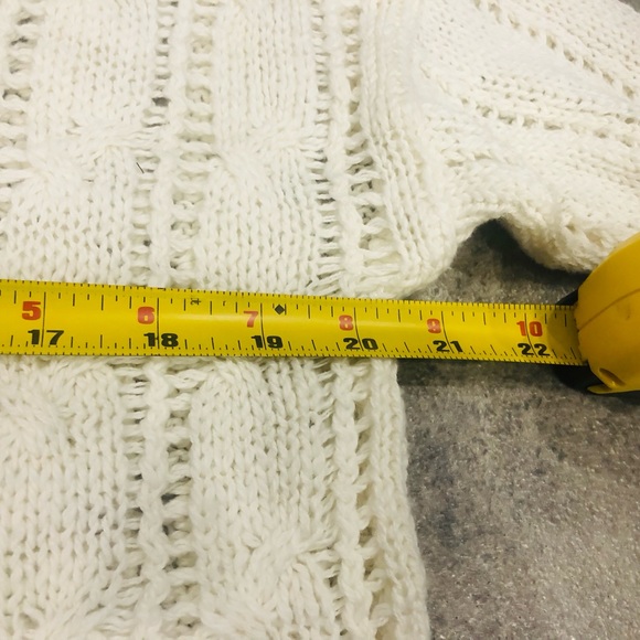 NWT🎉HP🎉🦅American Eagle Outfitters🦅Gorgeous Crewneck🦅Measurements in Pics🦅 - Picture 15 of 16